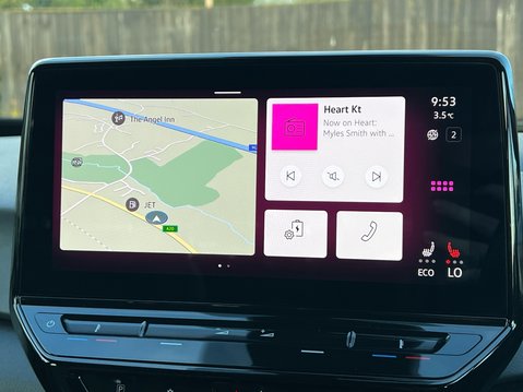 Volkswagen ID.3 Pro Performance 58kWh Life Auto 5dr 24