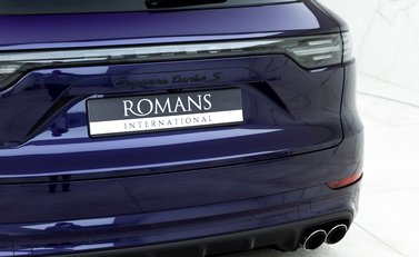 Porsche Cayenne Turbo S E-Hybrid 26