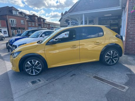 Peugeot 208 1.2 PureTech GT Euro 6 (s/s) 5dr 8