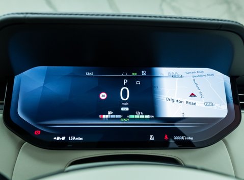 Land Rover Range Rover P550e Autobiography 23