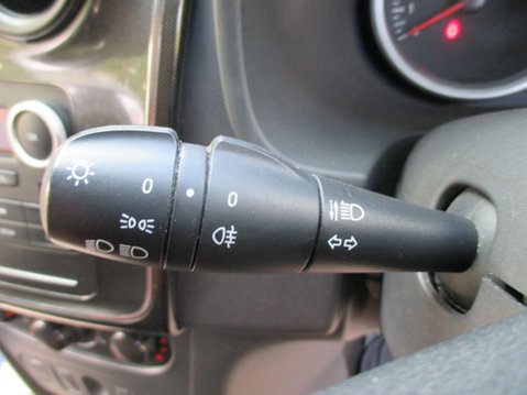 Dacia Sandero 1.0 SCe Ambiance Euro 6 5dr 31