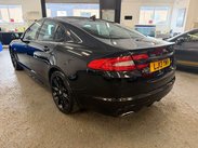Jaguar XF 3.0d S V6 Premium Luxury Saloon 4dr Diesel Auto Euro 5 (s/s) (275 ps) 7