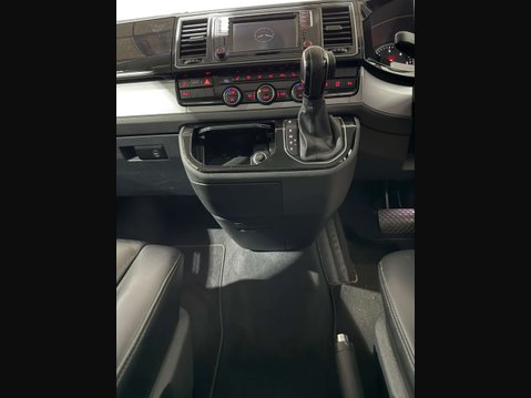 Volkswagen Caravelle 2.0 Caravelle Executive TDI BlueMotion Technology Semi-Auto 5dr 42