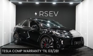 Tesla Model Y PERFORMANCE AWD GROK AI Assistant Solid Black Black Interior One Owner VATQ 1
