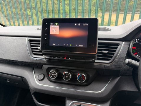 Renault Trafic LL30 SPORT DCI 23