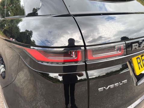 Land Rover Range Rover Evoque 2.0 Range Rover Evoque R-Dynamic SE D Auto 4WD 5dr 62