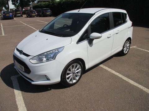 Ford B-Max 1.0T EcoBoost Titanium Navigator Euro 6 5dr 2