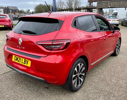 Renault Clio 1.0 Clio Iconic Bose TCe 5dr 9