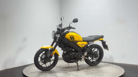Yamaha XSR125 2021 34K 1 OWNER PROJECT BIKE SPARES OR REPAIR 125CC 6