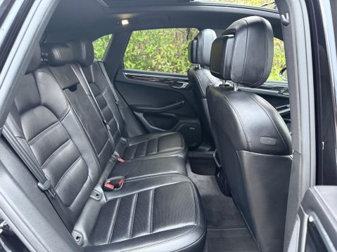 Porsche Macan 3.0 TD V6 S PDK 4WD Euro 6 (s/s) 5dr 35