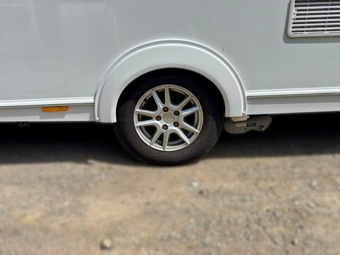 Elddis Xplore 554 6