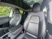 Tesla Model Y (Dual Motor) Long Range SUV 5dr Electric Auto 4WDE (384 bhp) 8