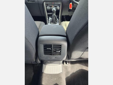 Volkswagen T-Roc 1.0 TSI SE Euro 6 (s/s) 5dr 18