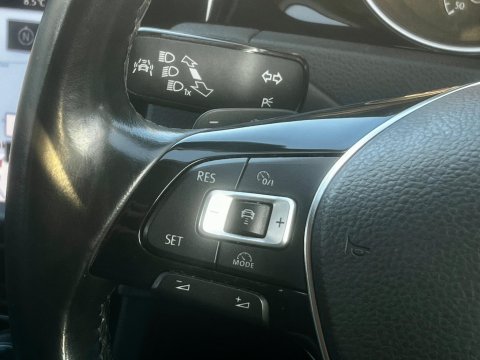 Volkswagen Golf 1.4 TSI BlueMotion Tech SE DSG Euro 5 (s/s) 5dr 19