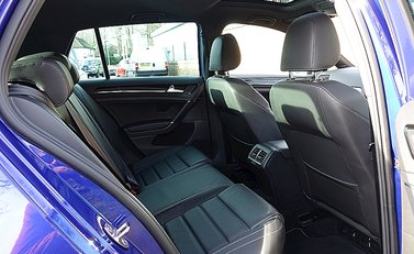 Volkswagen Golf R 13