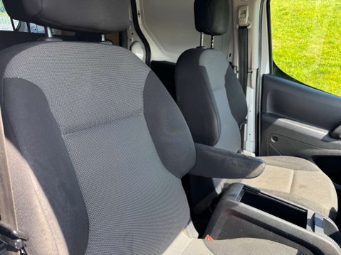 Peugeot Partner 1.6 Partner Blue HDi 9