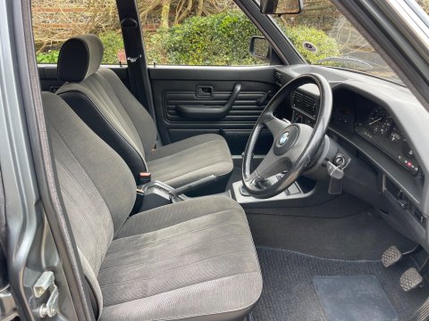 BMW 5 Series E28 518i Saloon 63