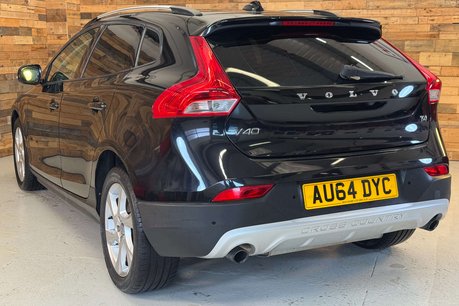 Volvo V40 1.6 T4 Lux Hatchback 5dr Petrol Powershift Euro 5 (s/s) (180 ps) 12