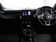 Renault Clio ICONIC TCE BOSE 40