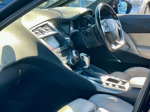 DS DS 5 BLUEHDI PRESTIGE S/S EAT6 18