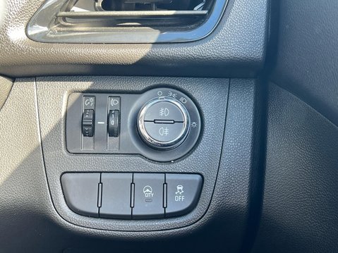 Vauxhall Viva SE AC 38