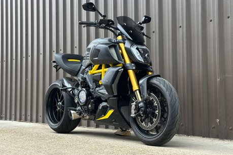 Ducati Diavel 1.3 Diavel 10