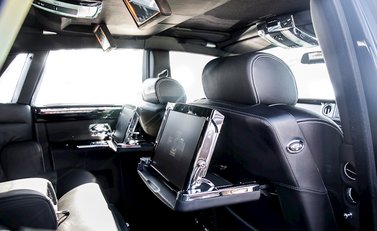 Rolls-Royce Phantom 32