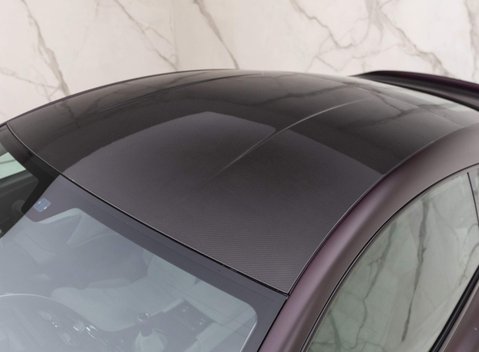 Aston Martin Vantage S V12 29