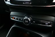 Volvo XC40 2.0 XC40 R-Design T4 AWD Auto 4WD 5dr 34