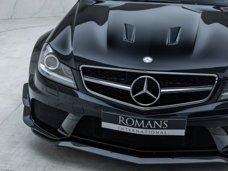 Mercedes-Benz C63 AMG BLACK SERIES 