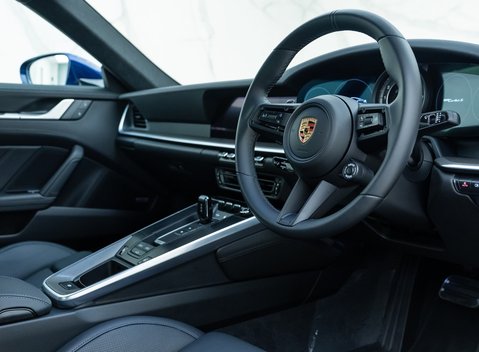 Porsche 911 Turbo S (992) 10