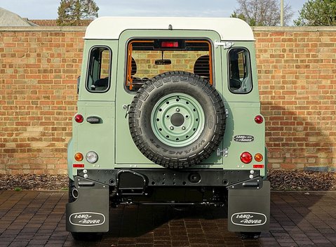 Land Rover 90 Heritage 13