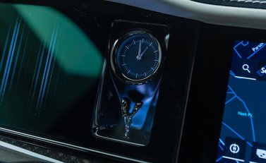 Rolls-Royce Cullinan Series II BLACK BADGE 26