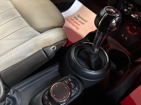Mini Hatch 2.0 John Cooper Works Euro 6 (s/s) 3dr 22