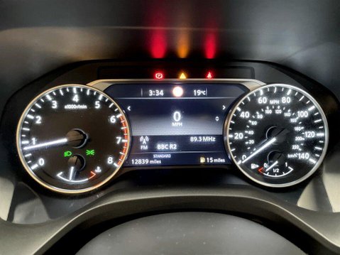 Nissan Qashqai 1.3 DIG-T MHEV Acenta Premium SUV 5dr Petrol Hybrid Manual Euro 6 (s/s) (14 13