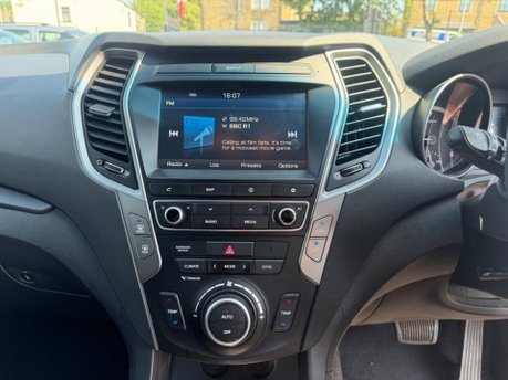 Hyundai SANTA FE CRDI PREMIUM BLUE DRIVE 14