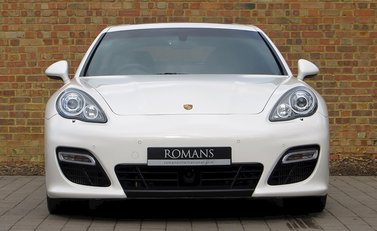 Porsche Panamera Turbo 2