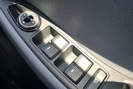 Hyundai i20 MPI SE.AUTOMATIC..1 PREVIOUS OWNER,18 STAMPS,AIR CON,LAST OWNER  9 YEARS. 25