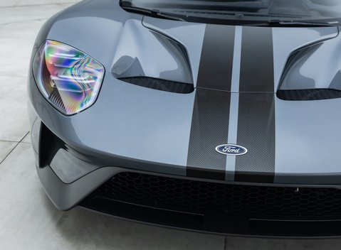Ford GT Carbon Series 35