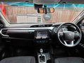 Toyota Hilux INVINCIBLE 4WD D-4D DCB 11