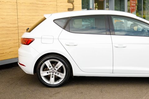 SEAT Leon TSI FR TECHNOLOGY 7