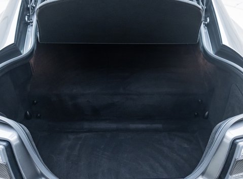 Aston Martin Vantage GT8 47