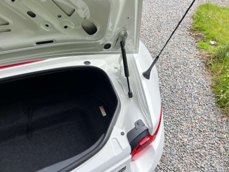 Mazda MX-5 1.5 MX-5 Sport 2dr 44
