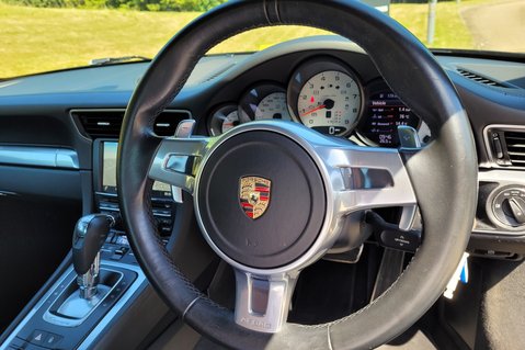 Porsche 911 CARRERA 4S PDK 33