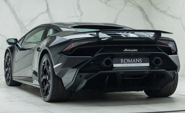 Lamborghini Huracan TECNICA 10