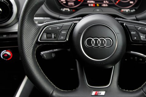 Audi Q2 TFSI S LINE BLACK EDITION 18