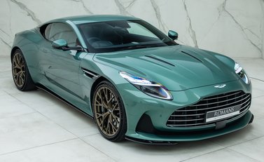 Aston Martin DB12 Coupe 8