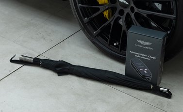 Aston Martin DBX 707 38