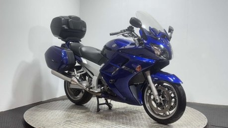 Yamaha FJR1300 2005 49K FULL LUGGAGE NEW MOT NEW TYRES SERVICED 2