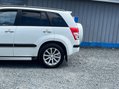 Suzuki Grand Vitara 2.4 VVT SZ5 4WD Euro 5 5dr 19